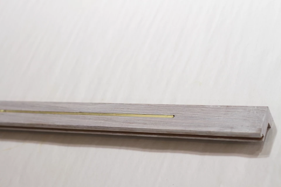 Solid Oak Square Stair Nosing With Brass Sunny White 25mm By 40mm By 1000mm 3 Solid Oak Square Stair Nosing With Brass Sunny White 25mm By 40mm By 1000mm