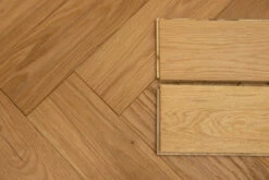 Natural Engineered Flooring Oak Herringbone Brushed UV Lacquered 15/4mm By 90mm By 600mm