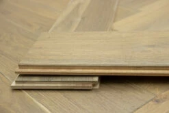 Natural Engineered Flooring Oak Bespoke Herringbone Silver Tiger Hardwax Oiled 16/4mm By 120mm By 580mm -Wood Sales Store img 0132