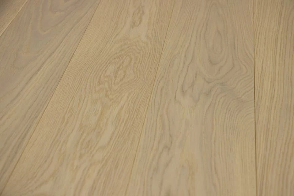Prime Engineered Flooring Oak White Brushed UV Oiled 14/3mm By 178mm By 1000-2400mm 6 Prime Engineered Flooring Oak White Brushed UV Oiled 14/3mm By 178mm By 1000-2400mm - Image 4