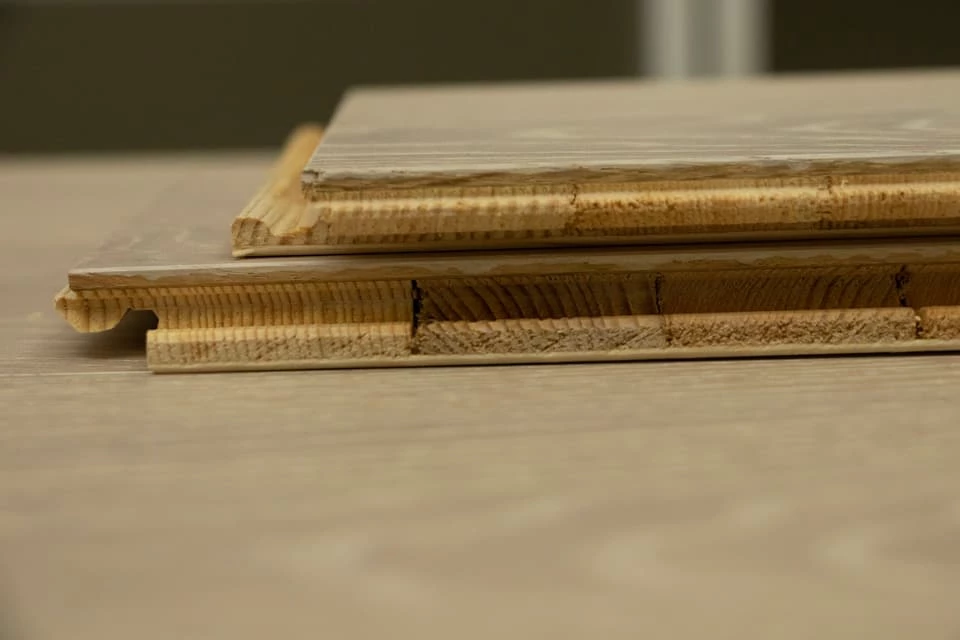 Prime Engineered Flooring Oak Click Sunny White Brushed UV Oil 14/3mm By 195mm By 1000-2400mm 7 Prime Engineered Flooring Oak Click Sunny White Brushed UV Oil 14/3mm By 195mm By 1000-2400mm - Image 5