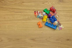 Natural Engineered Flooring Oak Brushed UV Lacquered 15/4mm By 220mm By 2200mm