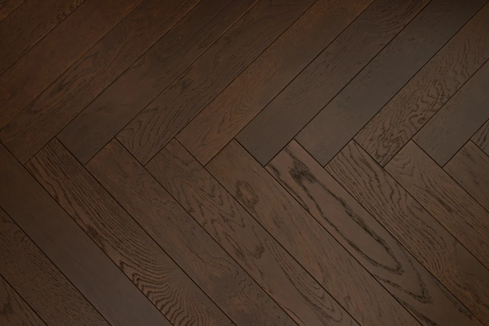 Natural Engineered Flooring Oak Herringbone Black Tea Brushed UV Oiled 15/4mm By 90mm By 600mm 5 Natural Engineered Flooring Oak Herringbone Black Tea Brushed UV Oiled 15/4mm By 90mm By 600mm - Image 3