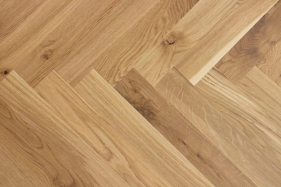 Natural Engineered Flooring Oak Herringbone UV Lacquered No Bevel 10/3mm By 70mm By 490mm 6 Natural Engineered Flooring Oak Herringbone UV Lacquered No Bevel 10/3mm By 70mm By 490mm - Image 4