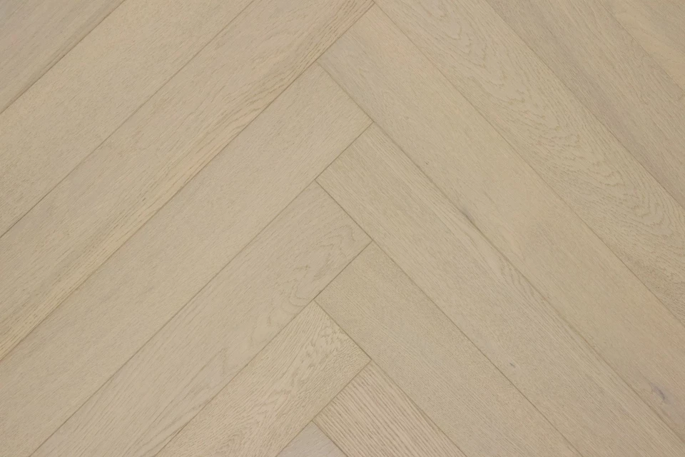 Natural Engineered Flooring Oak Herringbone White Pearl Brushed UV Lacquered 15/4mm By 90mm By 600mm 5 Natural Engineered Flooring Oak Herringbone White Pearl Brushed UV Lacquered 15/4mm By 90mm By 600mm - Image 3