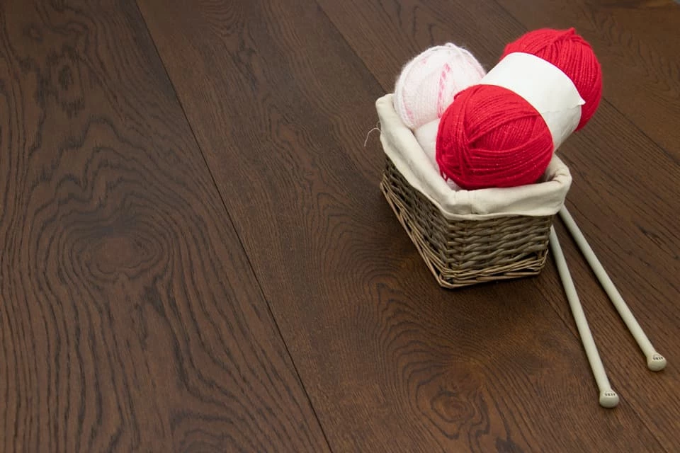 Natural Engineered Oak Coffee Brushed UV Oiled 14/3mm By 190mm By 400-1500mm 4 Natural Engineered Oak Coffee Brushed UV Oiled 14/3mm By 190mm By 400-1500mm - Image 2