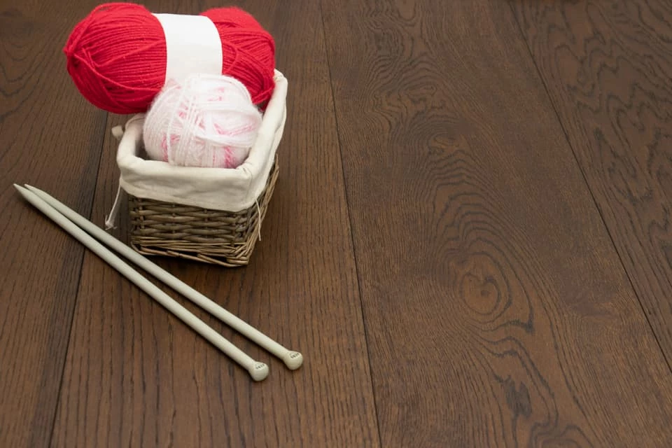 Natural Engineered Flooring Oak Coffee Brushed UV Oiled 20/5mm By 180mm By 1900mm 4 Natural Engineered Flooring Oak Coffee Brushed UV Oiled 20/5mm By 180mm By 1900mm - Image 2