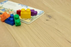 Natural Engineered Flooring Oak Non Visible Brushed UV Lacquered 14/3mm By 190mm By 1900mm -Wood Sales Store natural engineered oak uv oiled 6