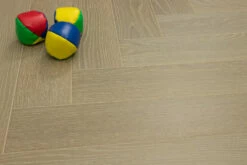 Prime Engineered Flooring Oak Herringbone Barcelona Brushed UV Matt Lacquered 14/3mm By 98mm By 790mm -Wood Sales Store prime engineered flooring oak herringbone barcelona brushed uv matt lacquered 5 1