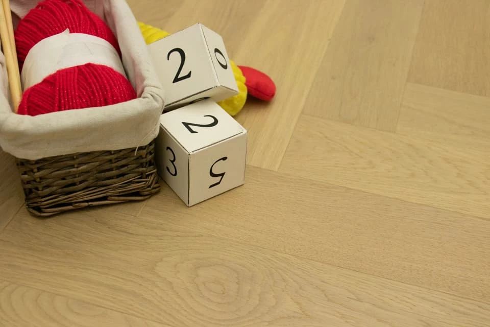 Prime Engineered Flooring Oak Herringbone Non Visible Brushed UV Matt Lacquered 14/3mm By 98mm By 490mm 4 Prime Engineered Flooring Oak Herringbone Non Visible Brushed UV Matt Lacquered 14/3mm By 98mm By 490mm - Image 2