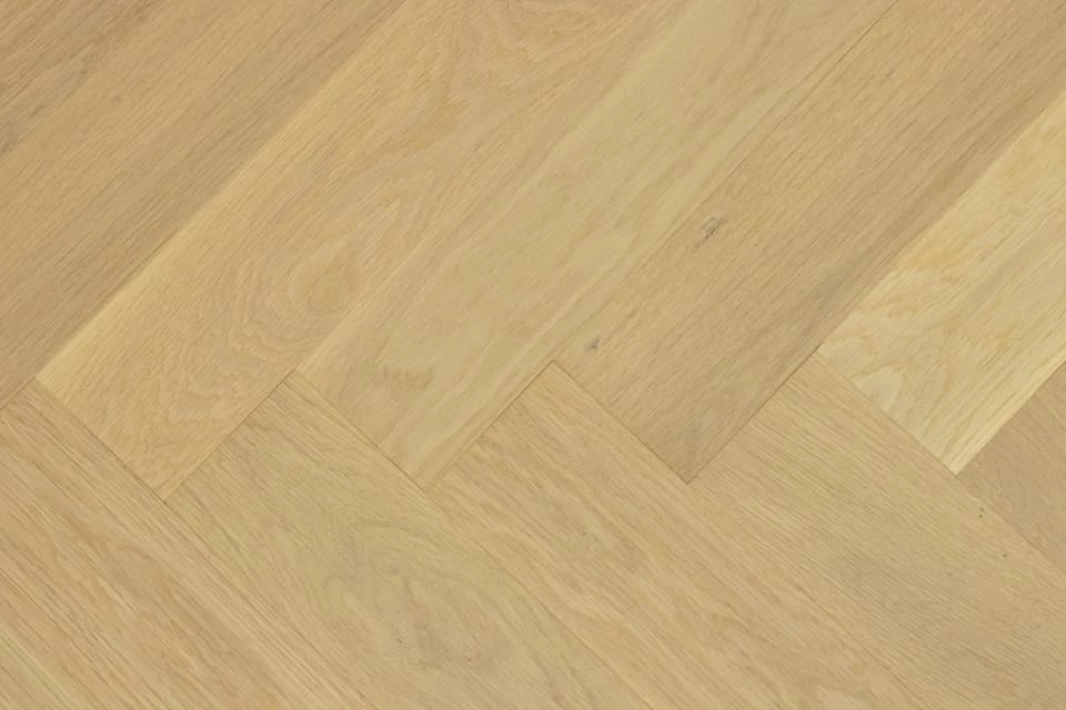 Prime Engineered Flooring Oak Herringbone Ribolla Brushed UV Matt Lacquered 14/3mm By 128mm By 600mm 5 Prime Engineered Flooring Oak Herringbone Ribolla Brushed UV Matt Lacquered 14/3mm By 128mm By 600mm - Image 3