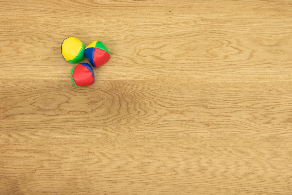 Prime Engineered Flooring Oak Brushed UV Matt Lacquered 14/3mm By 178mm By 1000-2400mm 3 Prime Engineered Flooring Oak Brushed UV Matt Lacquered 14/3mm By 178mm By 1000-2400mm