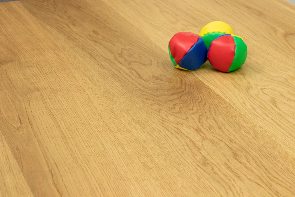 Prime Engineered Flooring Oak Brushed UV Matt Lacquered 14/3mm By 178mm By 1000-2400mm 4 Prime Engineered Flooring Oak Brushed UV Matt Lacquered 14/3mm By 178mm By 1000-2400mm - Image 2