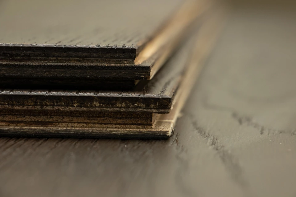 Natural Engineered Flooring Oak Espresso Piccolo Brushed Uv Oiled 14/3mm By 190mm By 400-1500 Mm 7 Natural Engineered Flooring Oak Espresso Piccolo Brushed Uv Oiled 14/3mm By 190mm By 400-1500 Mm - Image 5