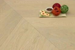 Natural Engineered Flooring Oak Chevron Vienna Brushed Uv Lacquered 12/2mm By 90mm By 600mm -Wood Sales Store viennach2