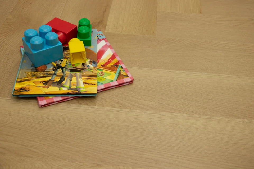 Supremo Luxury Click Vinyl Rigid Core Herringbone Flooring Silica With Built In Underlay 6mm By 127mm By 610mm 4 Supremo Luxury Click Vinyl Rigid Core Herringbone Flooring Silica With Built In Underlay 6mm By 127mm By 610mm - Image 2